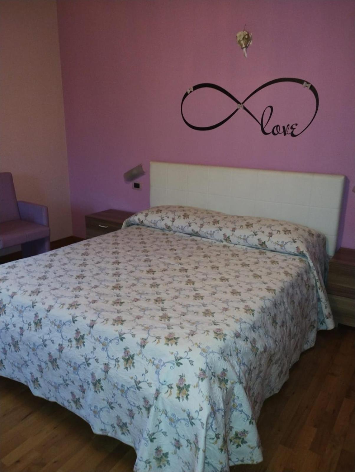 Apartment A Casa Di Annarella Urbino
